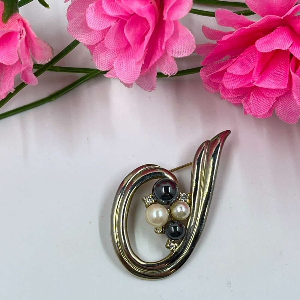 LP Signed Abstract Pearl and Crystal Vintage Brooch